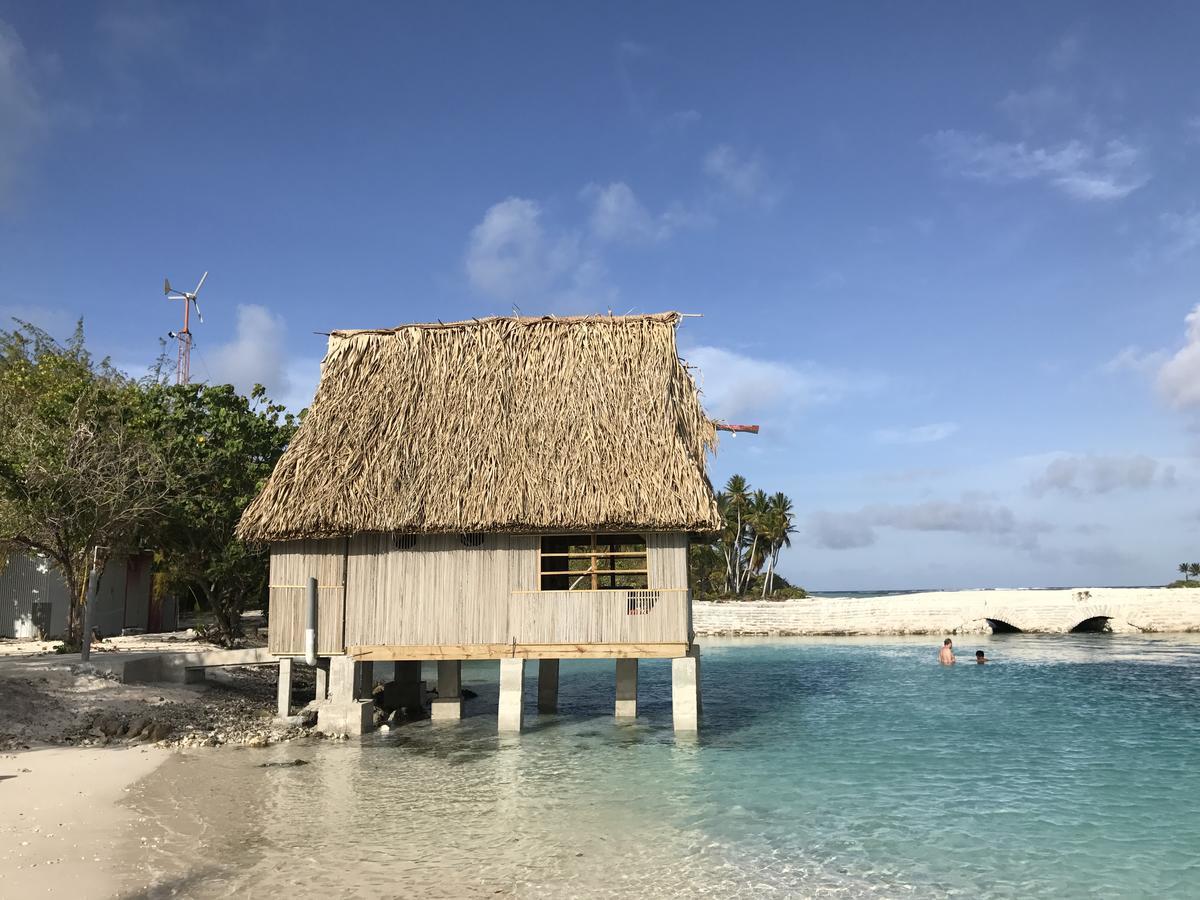 Abemama Green Eco Hotel Kiribati Kariatebike Exteriör bild