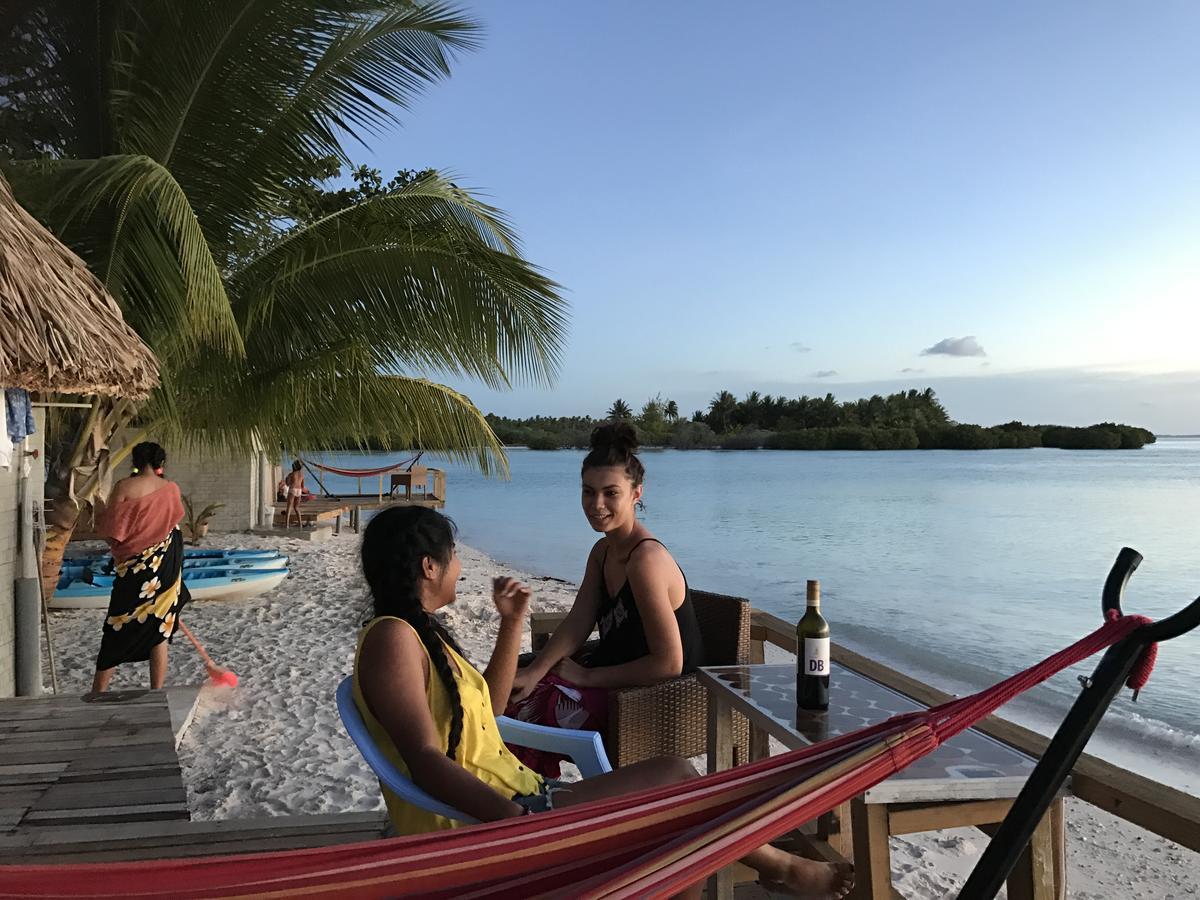 Abemama Green Eco Hotel Kiribati Kariatebike Exteriör bild